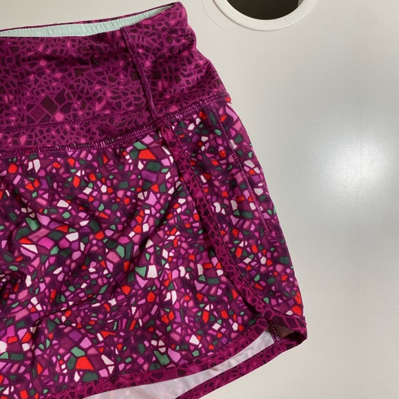 Speed Up Short 4” HR | sz 2 - Picture 4 of 7